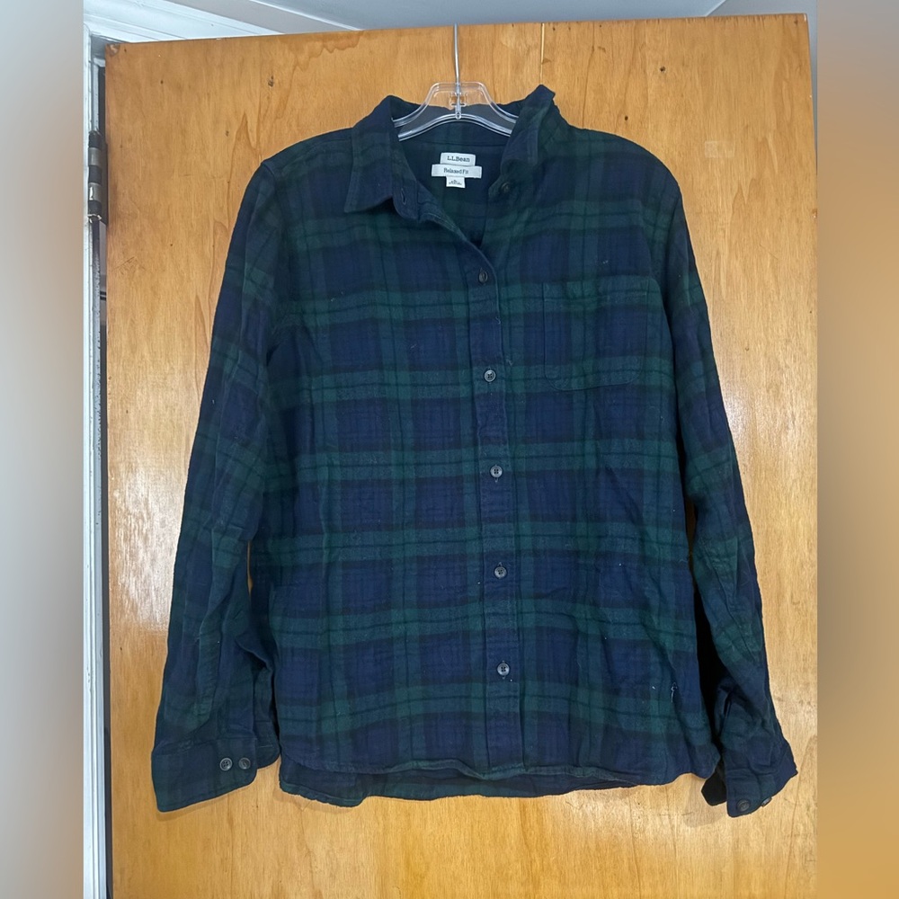 LL Bean Relaxed fit Flannel in black watch plaid!